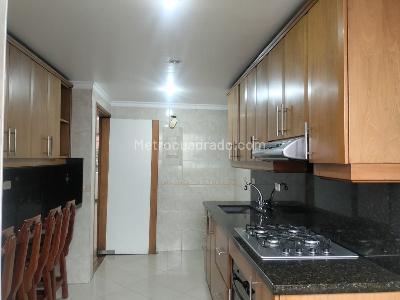 Apartamento de 4 alcobas en arriendo en El Poblado, Medellín, 185 m² · foto 6 de 18