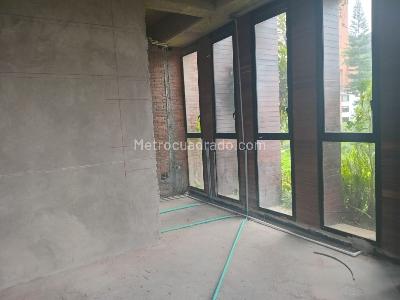 Apartamento de 2 alcobas en venta en El Poblado, Medellín, 203 m² · foto 12 de 12