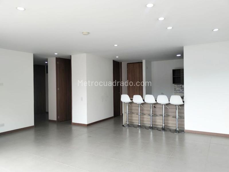 Apartamento en arriendo en Envigado con 3 alcobas y amenidades - 5