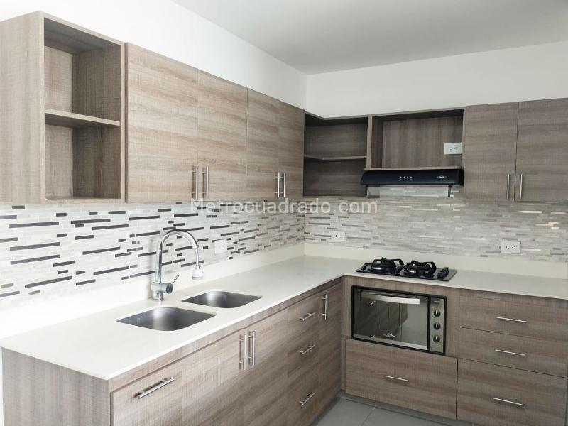 Apartamento en arriendo en Envigado con 3 alcobas y amenidades - 7