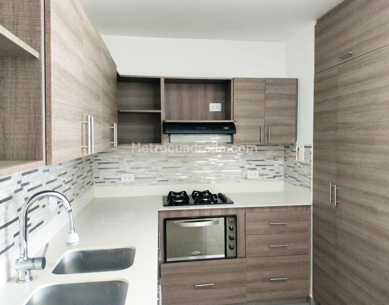 Apartamento en arriendo en Envigado con 3 alcobas y amenidades - 8