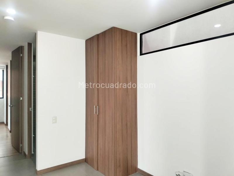 Apartamento en arriendo en Envigado con 3 alcobas y amenidades - 9