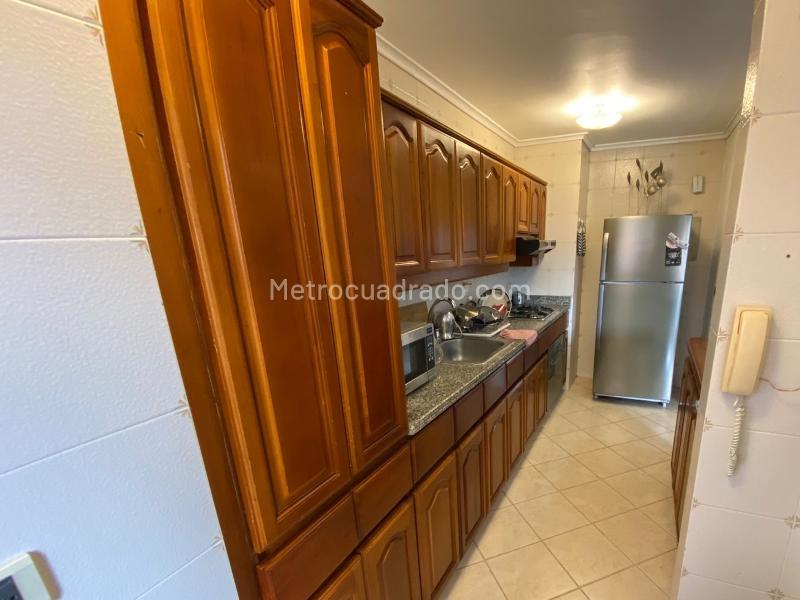 Estudio Amoblado de 1 Alcoba Cerca al Metro en El Poblado - 7