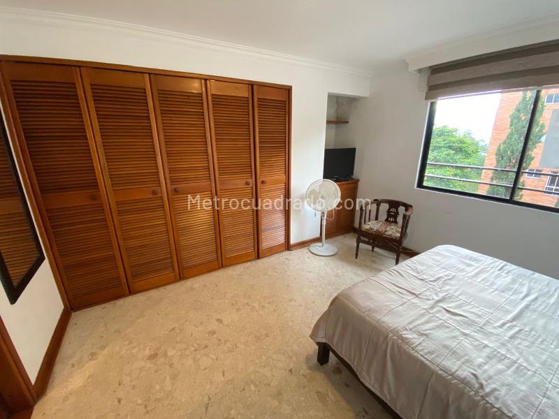 Estudio Amoblado de 1 Alcoba Cerca al Metro en El Poblado - 9