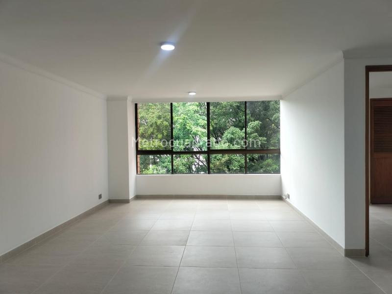2BR Apartment Near Metro Station in El Poblado - 2
