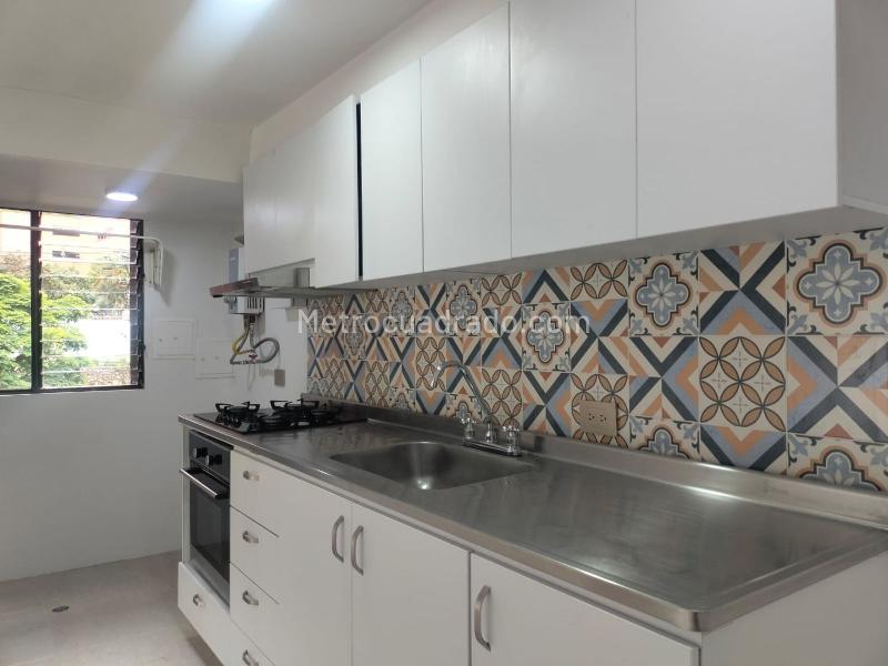 2BR Apartment Near Metro Station in El Poblado - 7