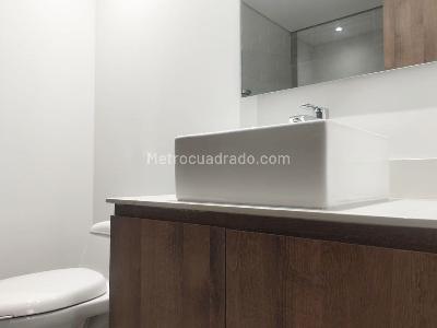Apartamento de 1 alcoba en arriendo en El Poblado, Medellín, 60 m² · foto 11 de 13