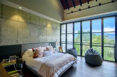 Casa de 3 alcobas en venta en Envigado, Envigado, 650 m² · foto 6 de 14
