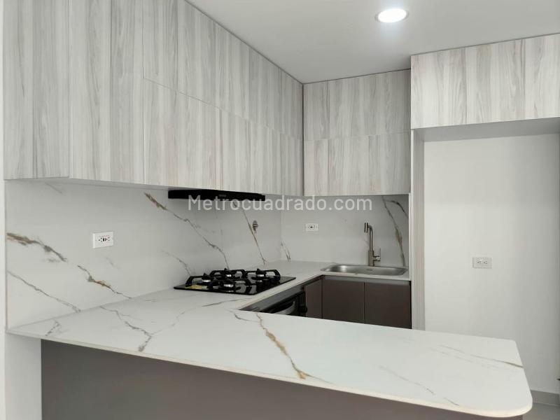 Apartamento en Arriendo, Zuñiga, Envigado - 5