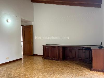 Casa de 3 alcobas en venta en La Sebastiana, Envigado, 240 m² · foto 11 de 20