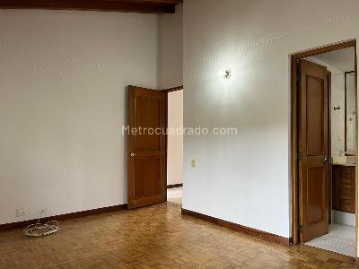 Casa de 3 alcobas en venta en La Sebastiana, Envigado, 240 m² · foto 14 de 20