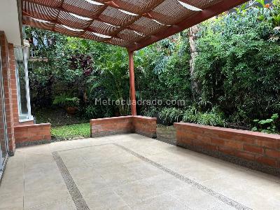 Casa de 3 alcobas en venta en La Sebastiana, Envigado, 240 m² · foto 19 de 20