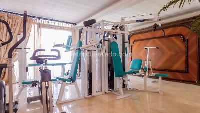 Casa de 4 alcobas en venta en El Poblado, Medellín, 700 m² · foto 16 de 20