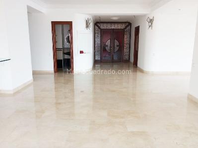 Apartamento en venta en El Poblado, Medellín · foto 6 de 19