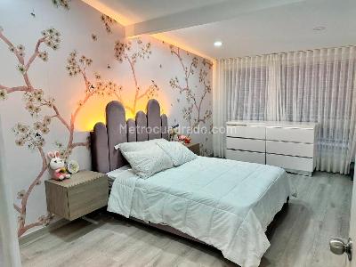 Casa de 4 alcobas en arriendo en El Poblado, Medellín, 334 m² · foto 10 de 19
