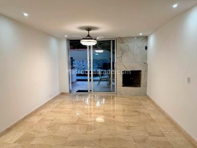 Casa de 4 alcobas en arriendo en El Poblado, Medellín, 334 m² · foto 3 de 19