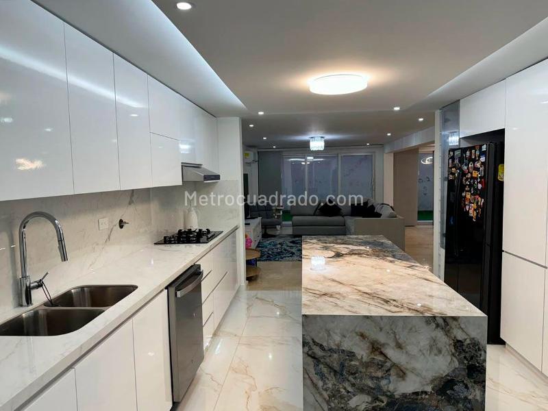 Furnished 4BR House with Pool in El Poblado - 7