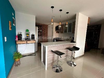 Apartamento de 3 alcobas en venta en Villa Carlota, Medellín, 121 m² · foto 4 de 15