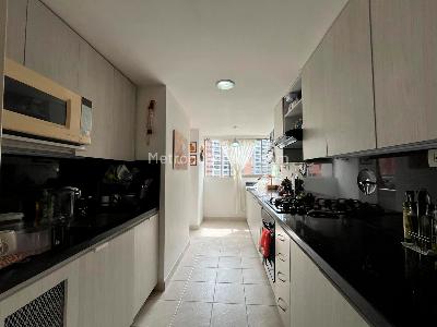 Apartamento de 3 alcobas en venta en El Poblado, Medellín, 178 m² · foto 5 de 19