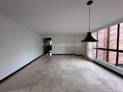 Apartamento de 3 alcobas en venta en El Poblado, Medellín, 119 m² · foto 3 de 15