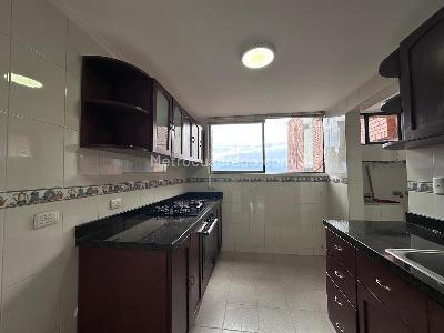 Apartamento de 3 alcobas en venta en El Poblado, Medellín, 119 m² · foto 6 de 15