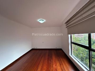 Apartamento de 3 alcobas en venta en El Poblado, Medellín, 119 m² · foto 10 de 15