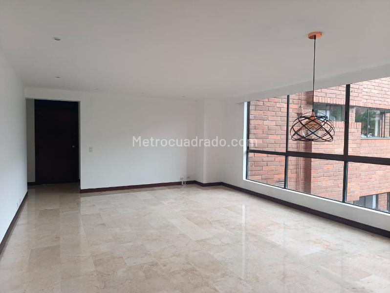 3BR Apartment with Marble Finishes in El Poblado - 2