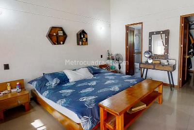 Casa en venta en Envigado, Envigado · foto 9 de 15
