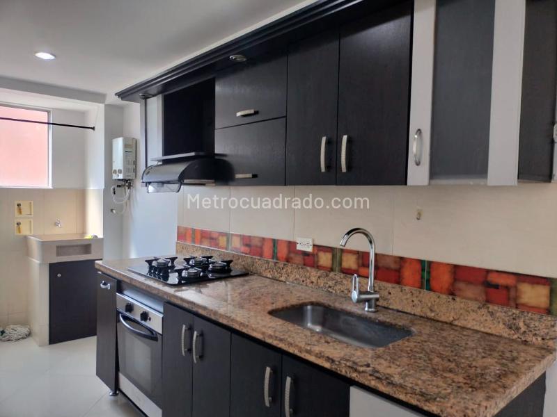 3BR Apartment in El Poblado Gated Unit near Metro with Pool & Gym - 6