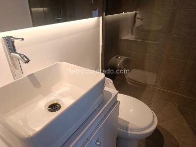 Apartamento de 1 alcoba en arriendo en El Poblado, Medellín, 73 m² · foto 13 de 14