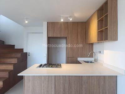 Apartamento de 1 alcoba en arriendo en El Poblado, Medellín, 73 m² · foto 5 de 14