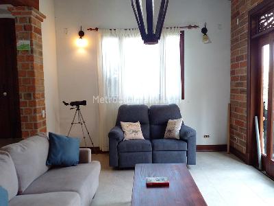 Casa de 3 alcobas en arriendo en Envigado, Envigado, 200 m² · foto 3 de 20