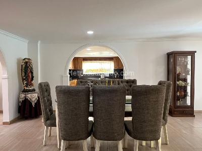 Casa de 5 alcobas en venta en Rionegro, Rionegro, 492 m² · foto 3 de 19