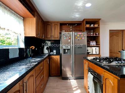 Casa de 5 alcobas en venta en Rionegro, Rionegro, 492 m² · foto 5 de 19