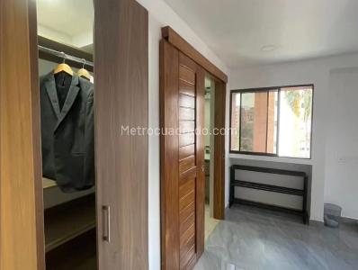 Apartamento de 5 alcobas en venta en El Poblado, Medellín, 284 m² · foto 14 de 16