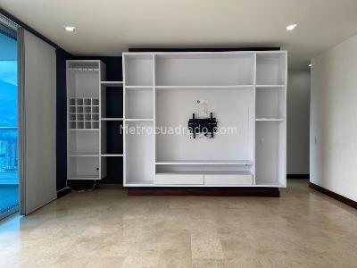 Apartamento de 2 alcobas en arriendo en Sabaneta, Sabaneta, 110 m² · foto 2 de 20