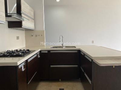 Apartamento de 2 alcobas en arriendo en Sabaneta, Sabaneta, 110 m² · foto 8 de 20