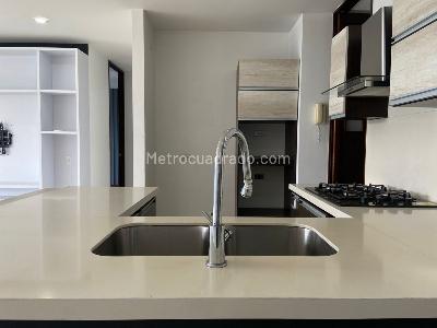 Apartamento de 2 alcobas en arriendo en Sabaneta, Sabaneta, 110 m² · foto 9 de 20