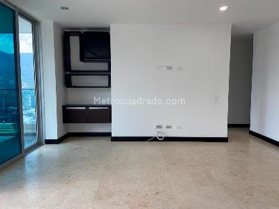 Apartamento de 2 alcobas en arriendo en Sabaneta, Sabaneta, 110 m² · foto 2 de 20