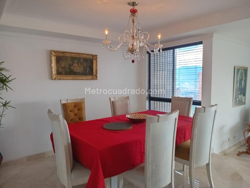 Apartamento Amoblado de 3 Alcobas en El Poblado (3 Baños) - 5