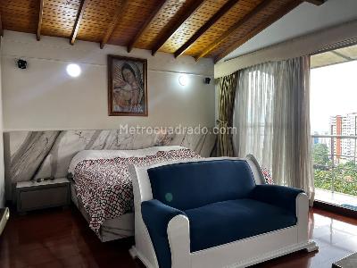 Casa de 5 alcobas en venta en Envigado, Envigado, 240 m² · foto 11 de 16