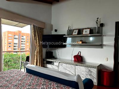 Casa de 5 alcobas en venta en Envigado, Envigado, 240 m² · foto 14 de 16