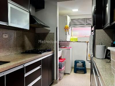 Casa de 5 alcobas en venta en Envigado, Envigado, 240 m² · foto 5 de 16
