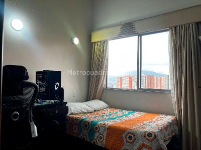 Casa de 5 alcobas en venta en Envigado, Envigado, 240 m² · foto 7 de 16