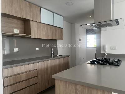 Apartamento de 2 alcobas en arriendo en Envigado, Envigado, 84 m² · foto 7 de 17