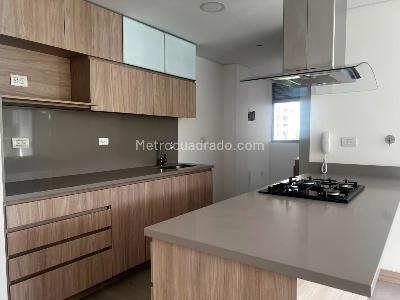 Apartamento de 2 alcobas en arriendo en Envigado, Envigado, 84 m² · foto 9 de 20