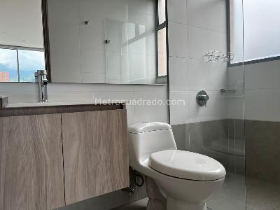 Apartamento de 2 alcobas en arriendo en Envigado, Envigado, 84 m² · foto 17 de 17