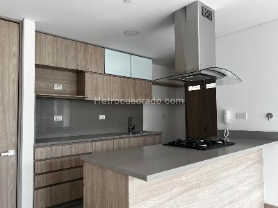 Apartamento de 2 alcobas en arriendo en Envigado, Envigado, 84 m² · foto 8 de 17