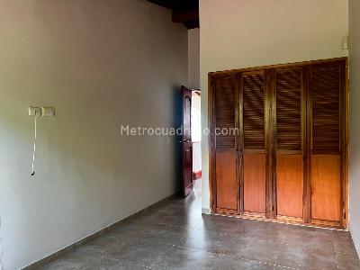 Casa de 3 alcobas en venta en El Poblado, Medellín, 190 m² · foto 14 de 18