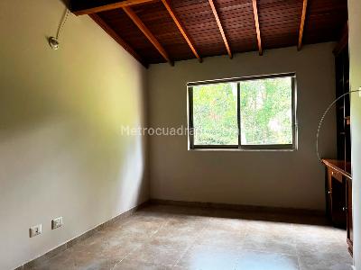 Casa de 3 alcobas en venta en El Poblado, Medellín, 190 m² · foto 16 de 18